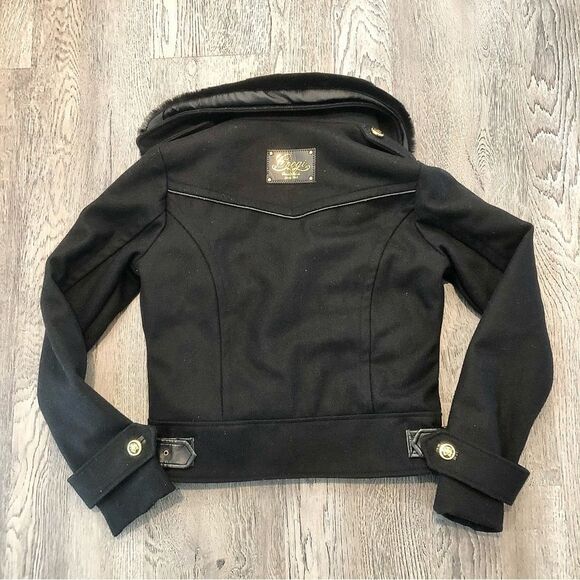 𝅺Coogi Womens Embroidered Wool Blend Varsity Jacket Fur Black Gold Small Vintage - Picture 6 of 7